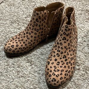 ONLY WORE ONCE CAT & JACK LEOPARD BOOTS